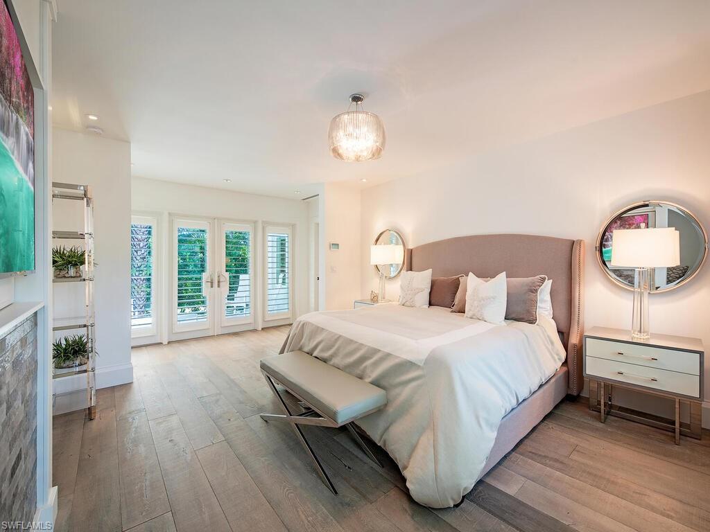 OLDE NAPLES - Residential