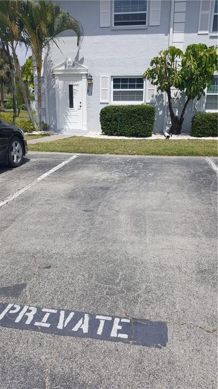 FOXMOOR CONDO - Residential