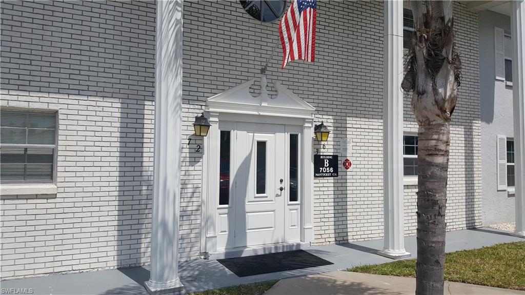 FOXMOOR CONDO - Residential