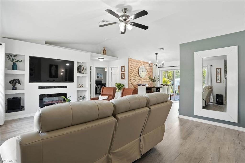 GOLDEN GATE ESTATES - Residential