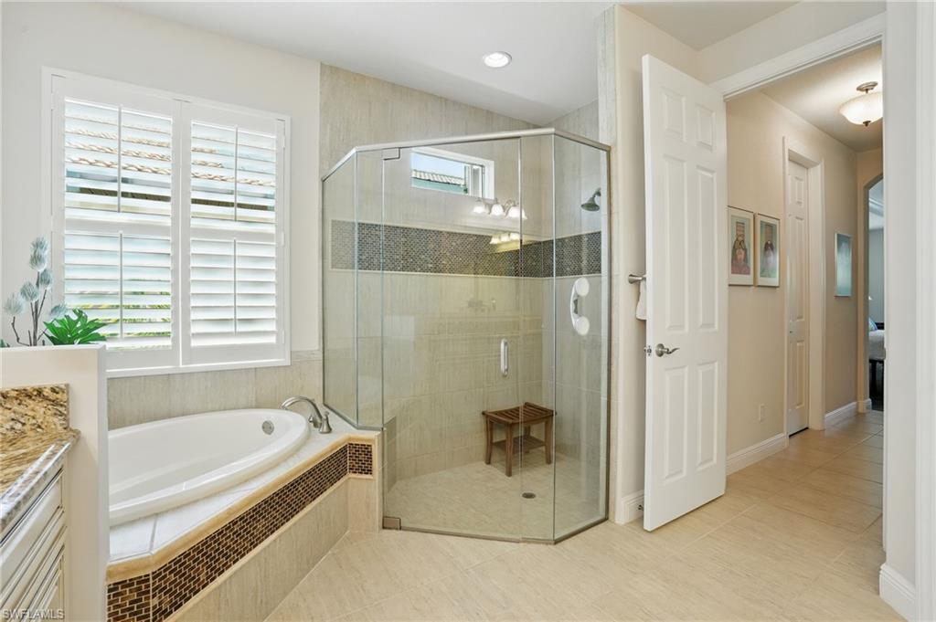 BONITA LAKES - Residential