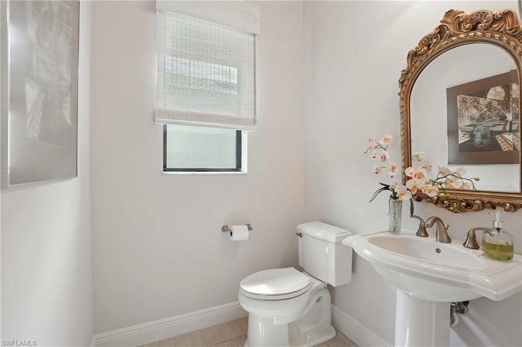 BONITA LAKES - Residential