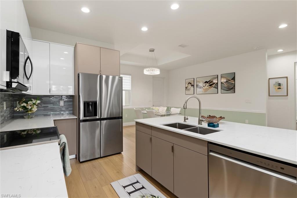 NORTH PORT - Residential