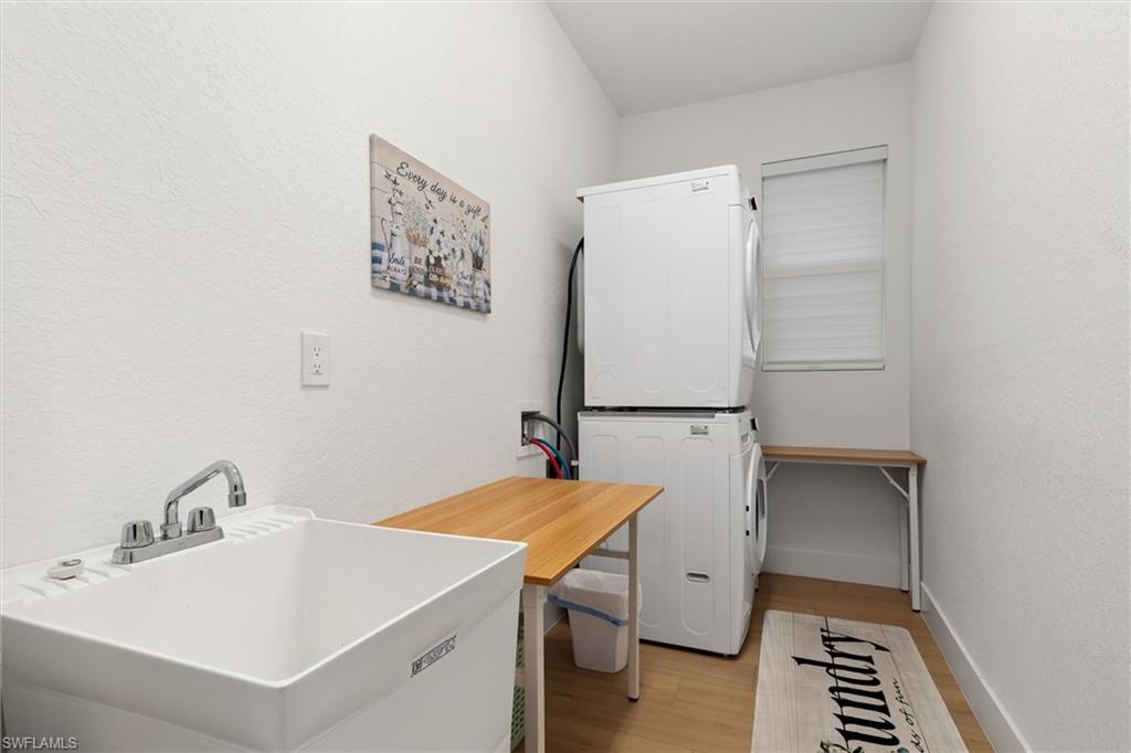 NORTH PORT - Residential