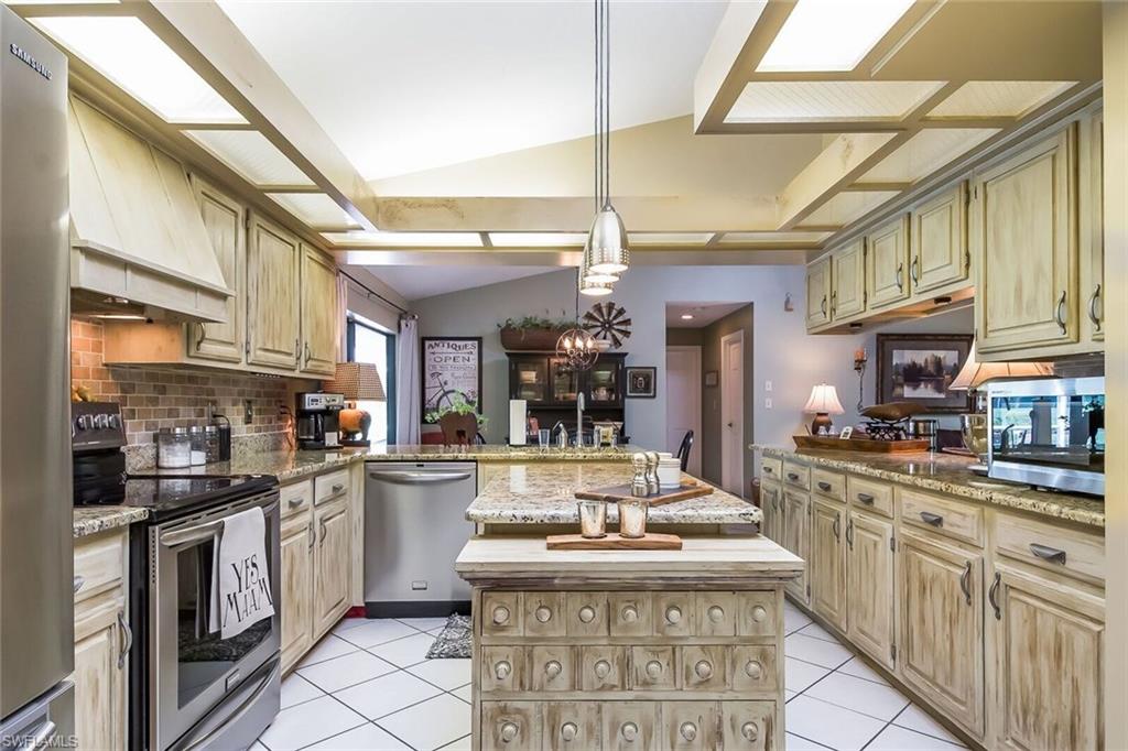 EAGLE RIDGE - Residential