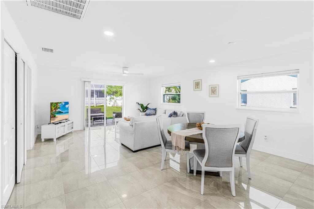 CAPE CORAL - Residential Lease