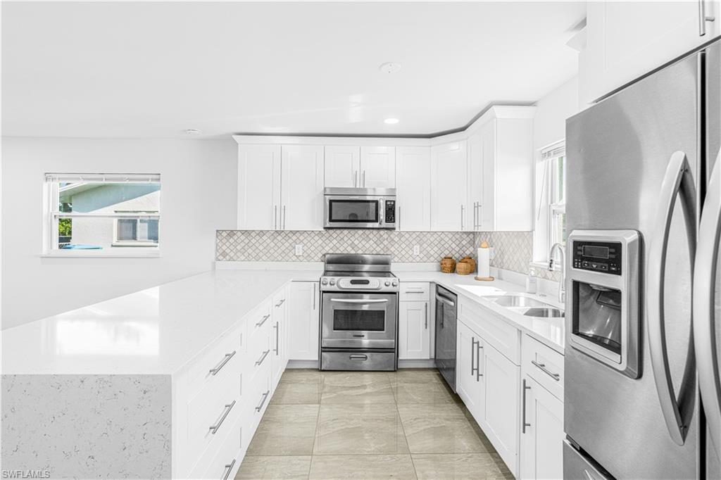 CAPE CORAL - Residential Lease