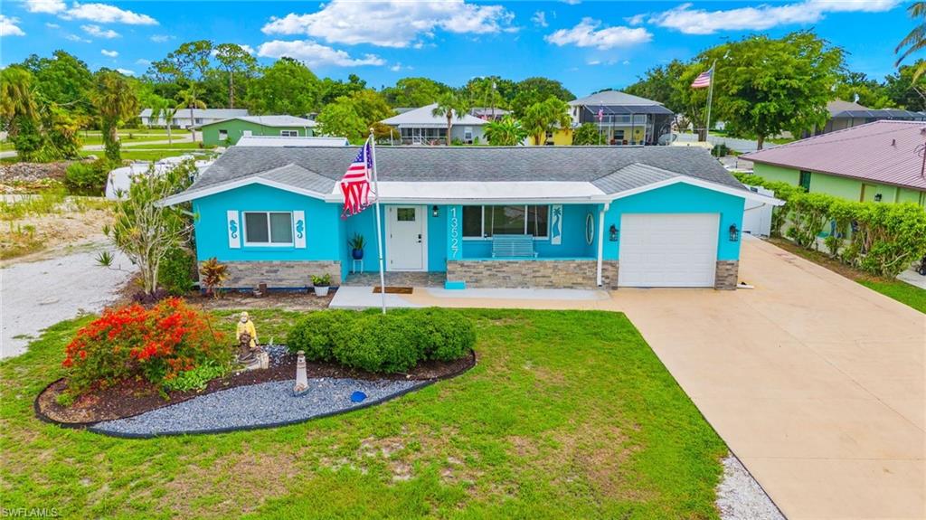 FORT MYERS SHORES - Residential