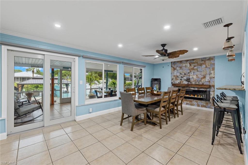 FORT MYERS SHORES - Residential