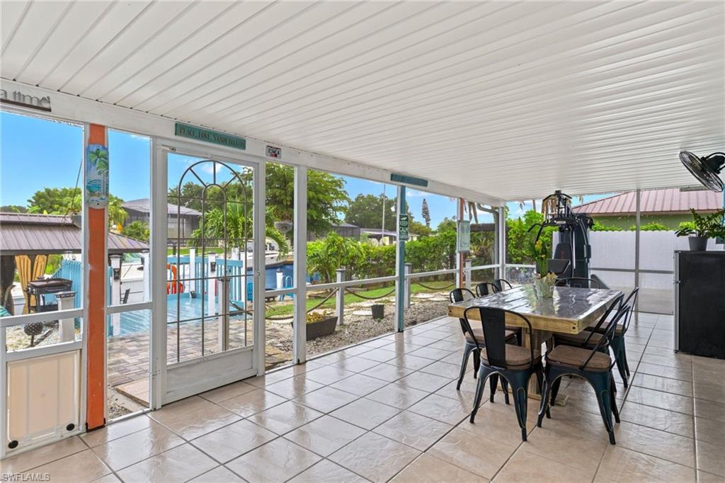 FORT MYERS SHORES - Residential