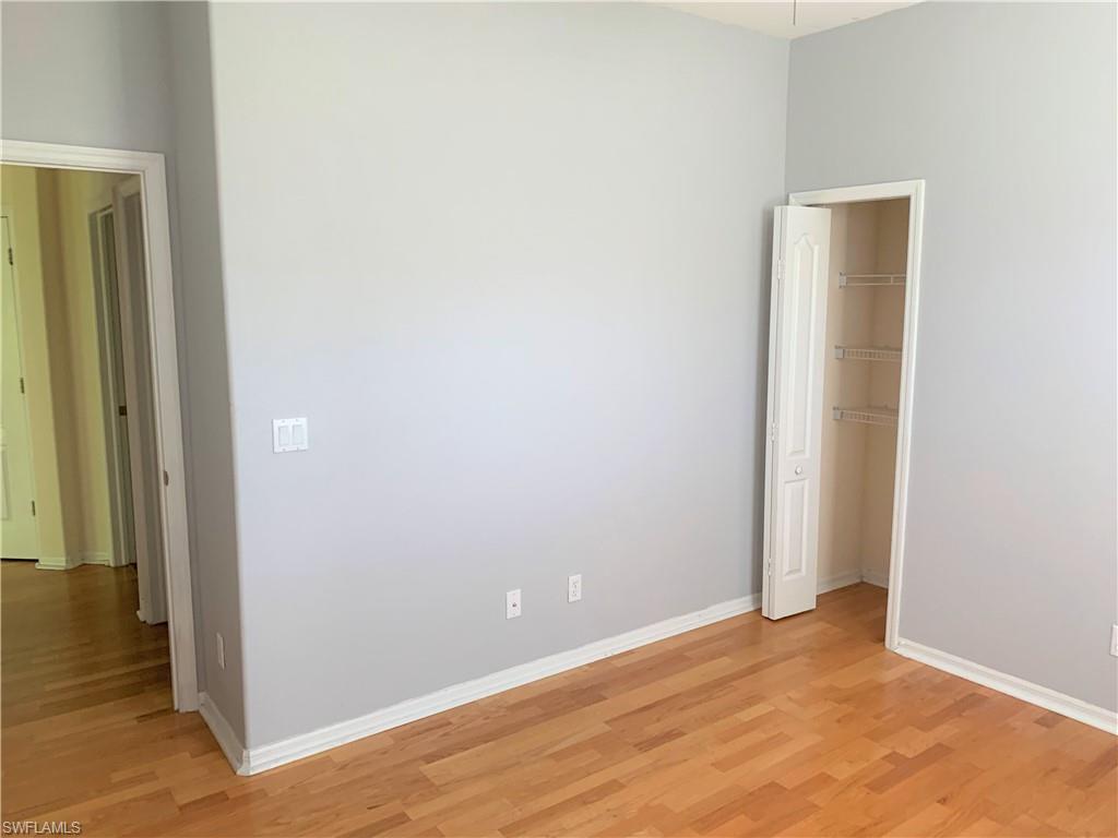 LAUREL LAKES - Residential