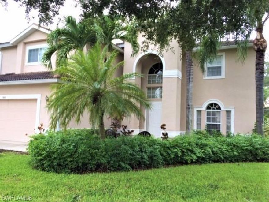 *** NEW ROOF (3/19)***ALL BRAND NEW SAMSUNG STAINLESS KITCHEN APPLIANCES(1/20),*** Updated A/C (1/20), ***NEW CARPET (1/20)***freshly painted garage interior along with several rooms within the home. (some photos show old appliances); Five full bedrooms (one on first floor with full bath) plus huge bonus room.
Location is everything when it's walking distance to A rated schools! Laurel Oak bus stop is at THIS house. Fabulous family home with a partially fenced yard that seconds as extended space for birthday parties, family gatherings and more.  Listed by FL Licensed RE agent for relative/owner.