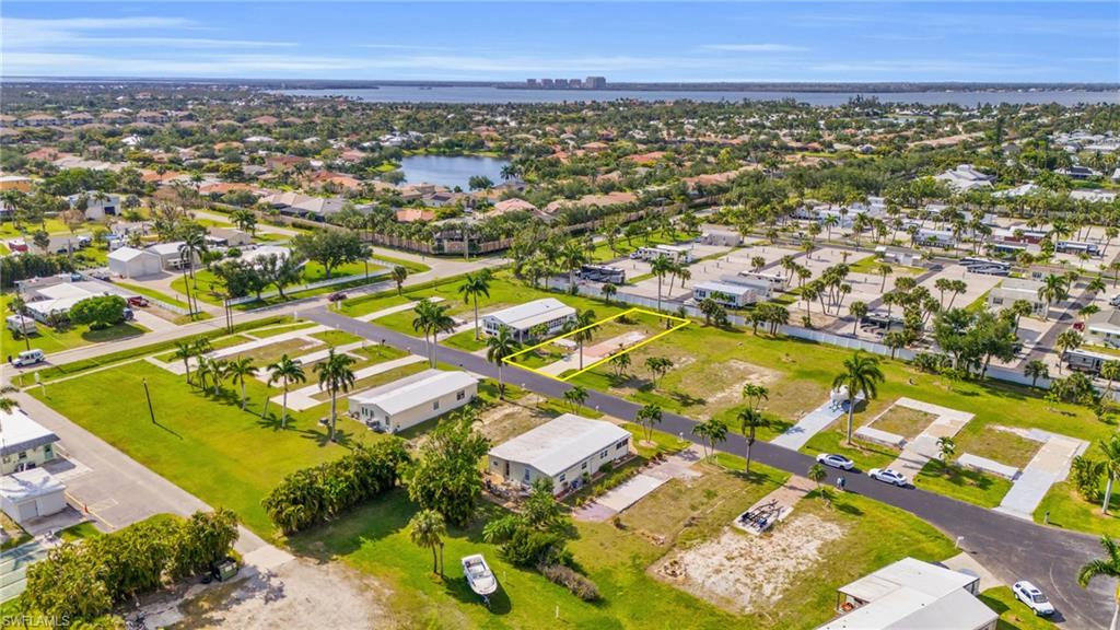 PLANTATION ESTATES MOBILE HOME - Land