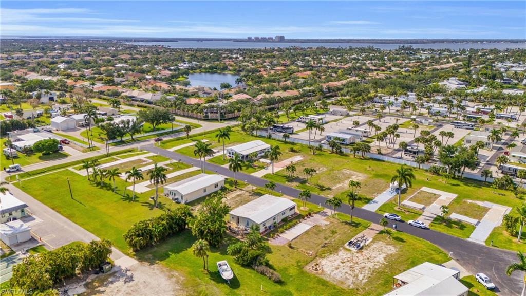 PLANTATION ESTATES MOBILE HOME - Land