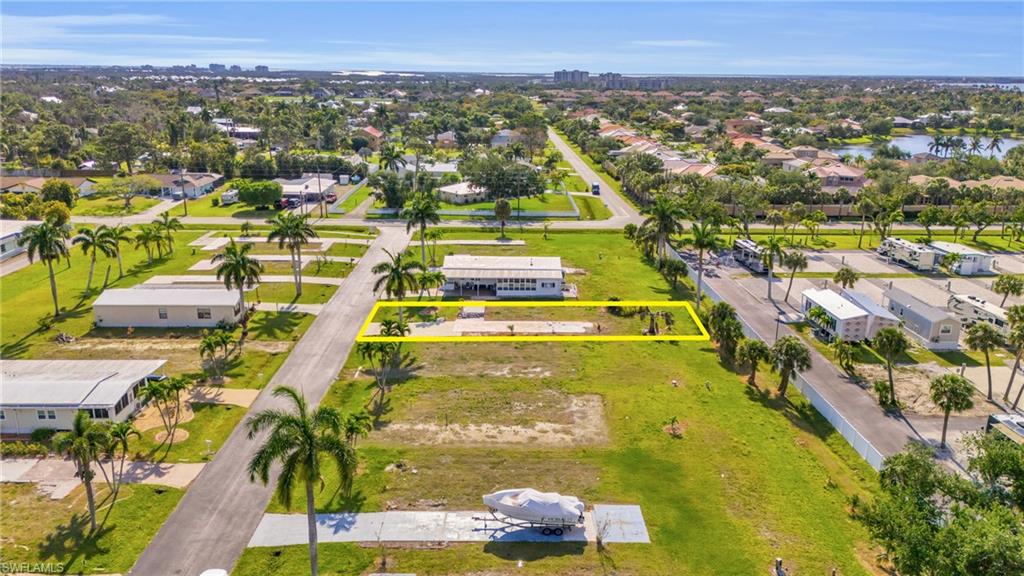 PLANTATION ESTATES MOBILE HOME - Land