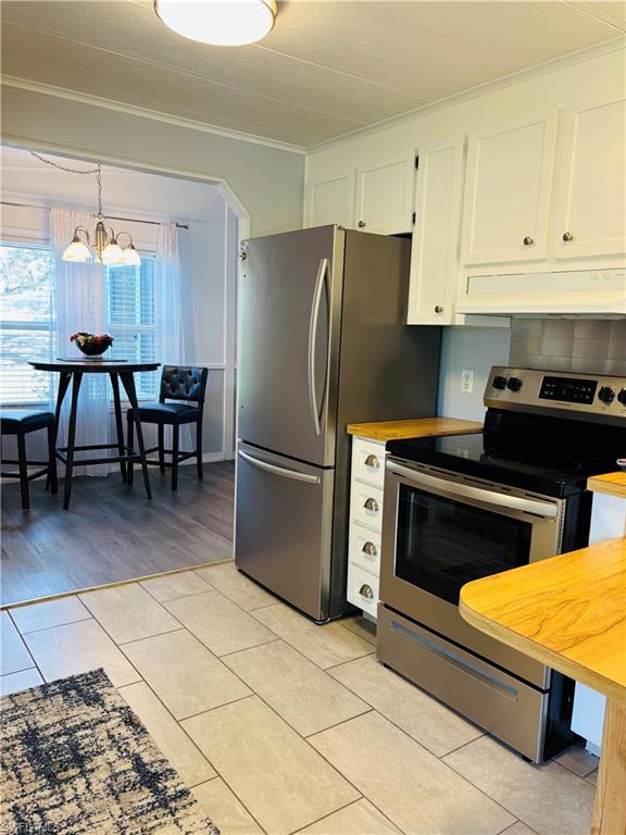 618 Charlemagne BLVD