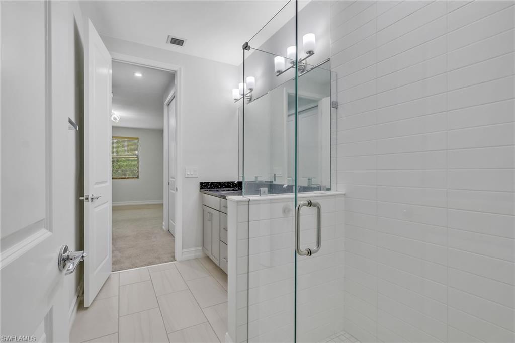 VANDERBILT RESERVE - Residential Lease