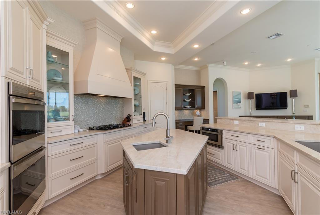 RIVERBROOKE - Residential