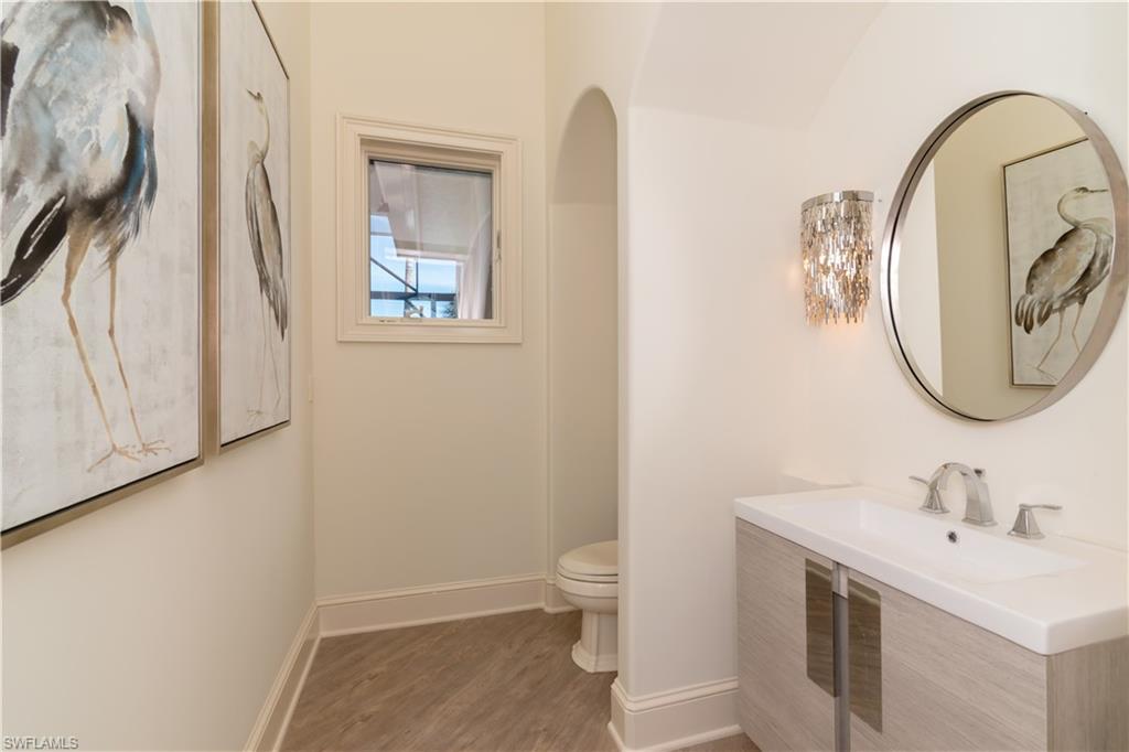 RIVERBROOKE - Residential