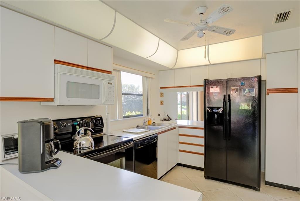 BEACHWALK VILLAS - Residential