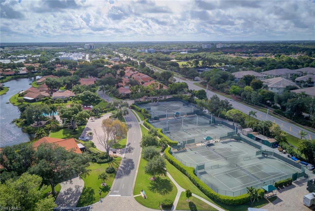 BEACHWALK VILLAS - Residential