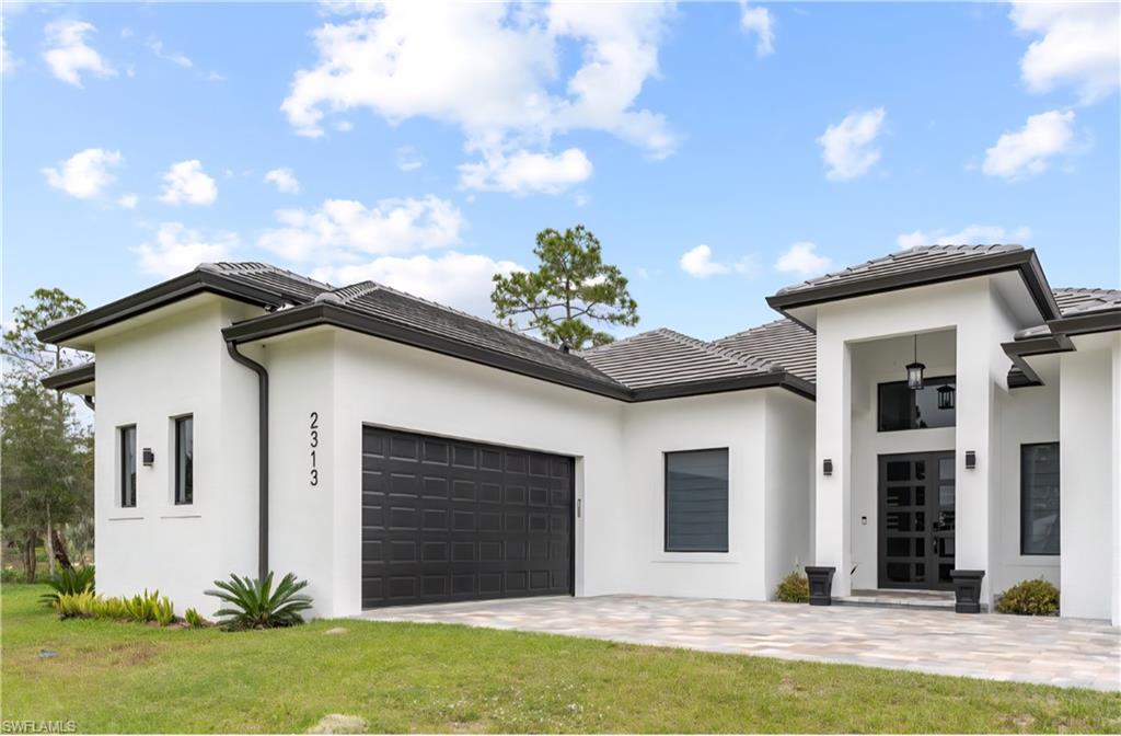 GOLDEN GATE ESTATES - Residential