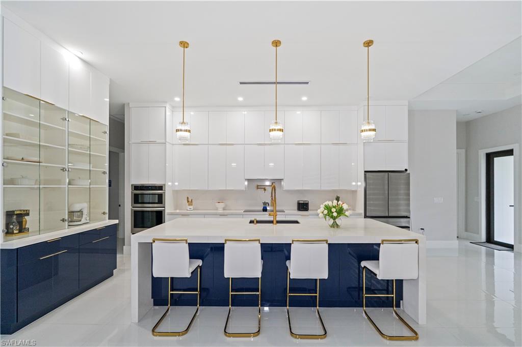 GOLDEN GATE ESTATES - Residential