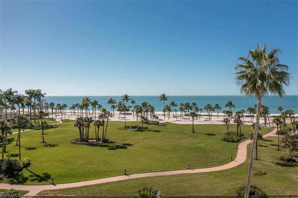 Photo of 4031 Gulf Shore BLVD N #6B, NAPLES, FL 34103 (MLS # 225079438)