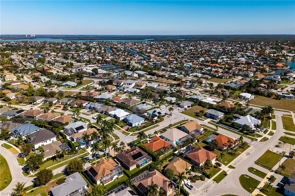 MARCO BEACH - Residential