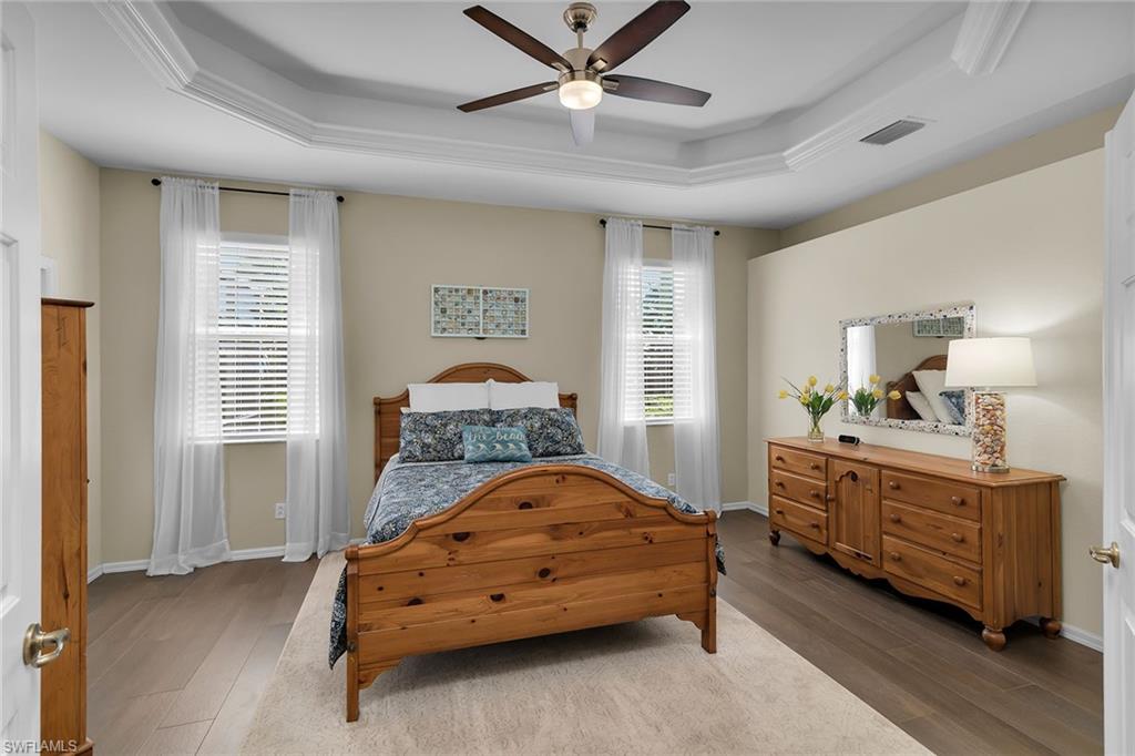 MARCO BEACH - Residential