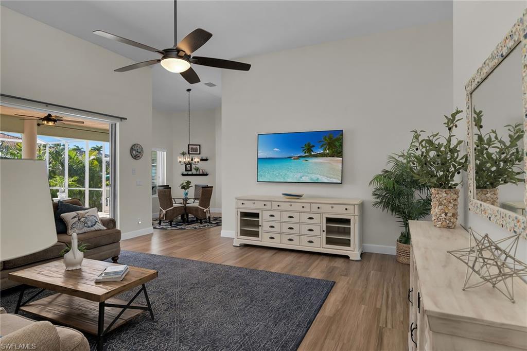 MARCO BEACH - Residential