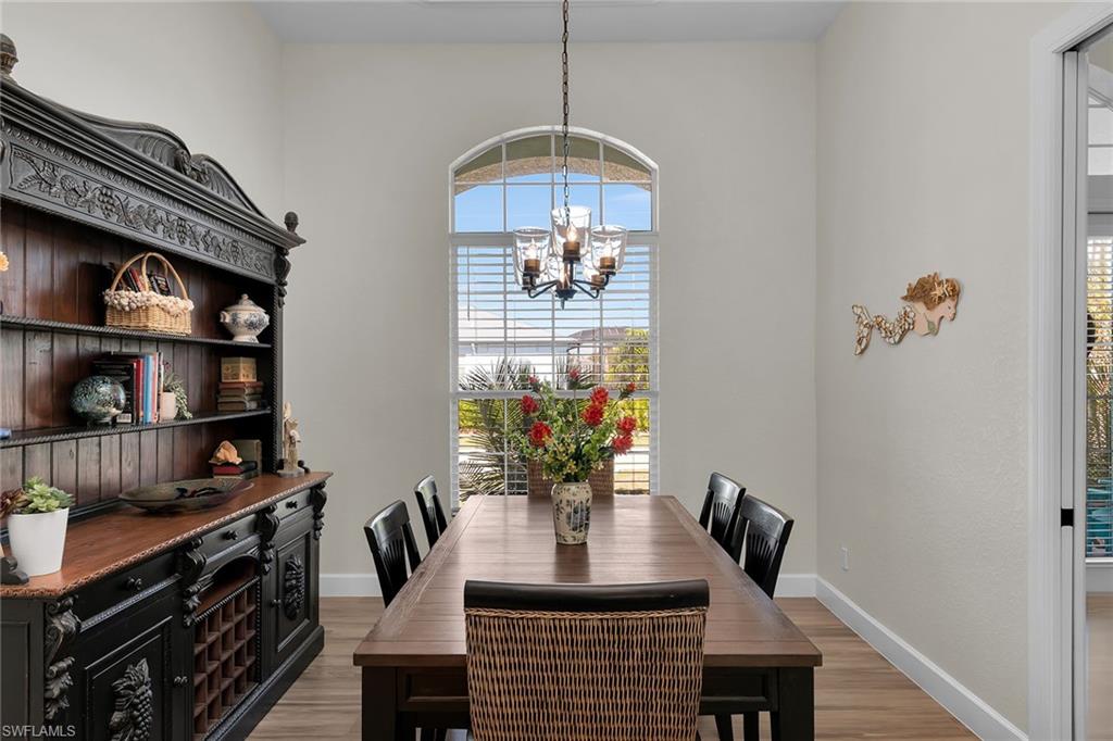 MARCO BEACH - Residential