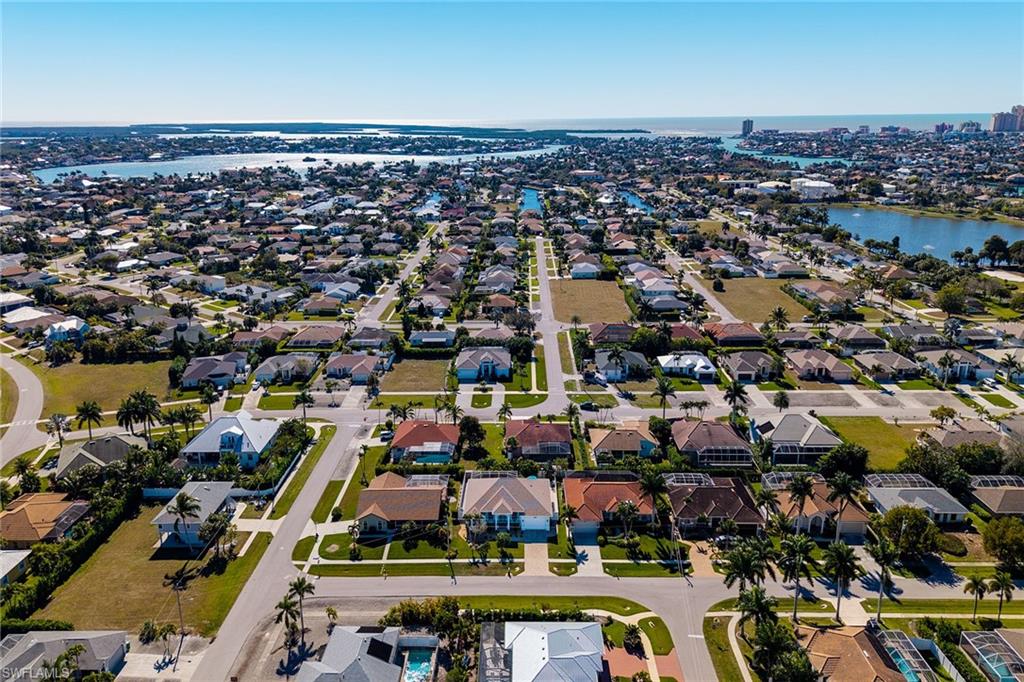 MARCO BEACH - Residential