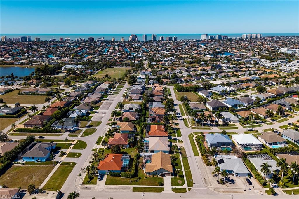 MARCO BEACH - Residential