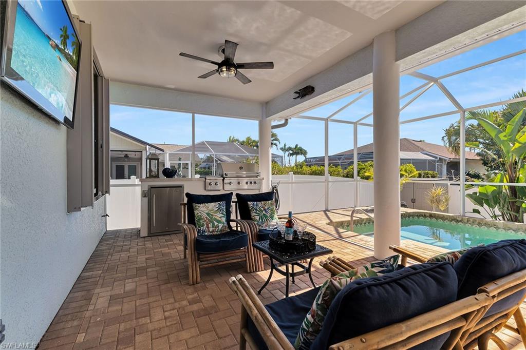 MARCO BEACH - Residential