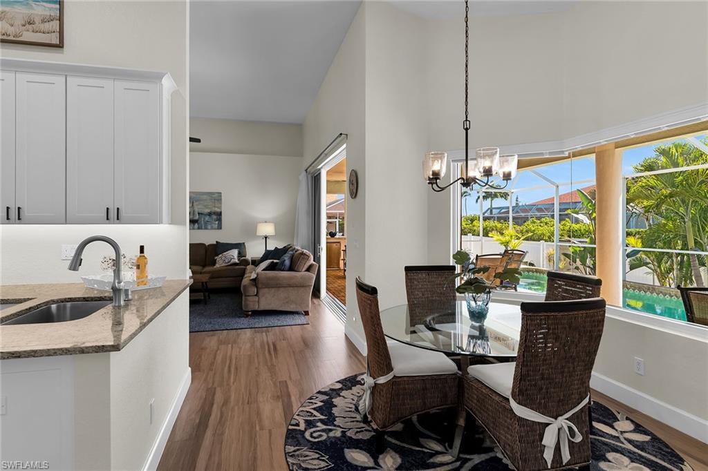 MARCO BEACH - Residential