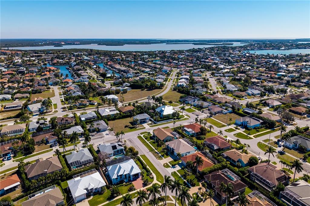 MARCO BEACH - Residential