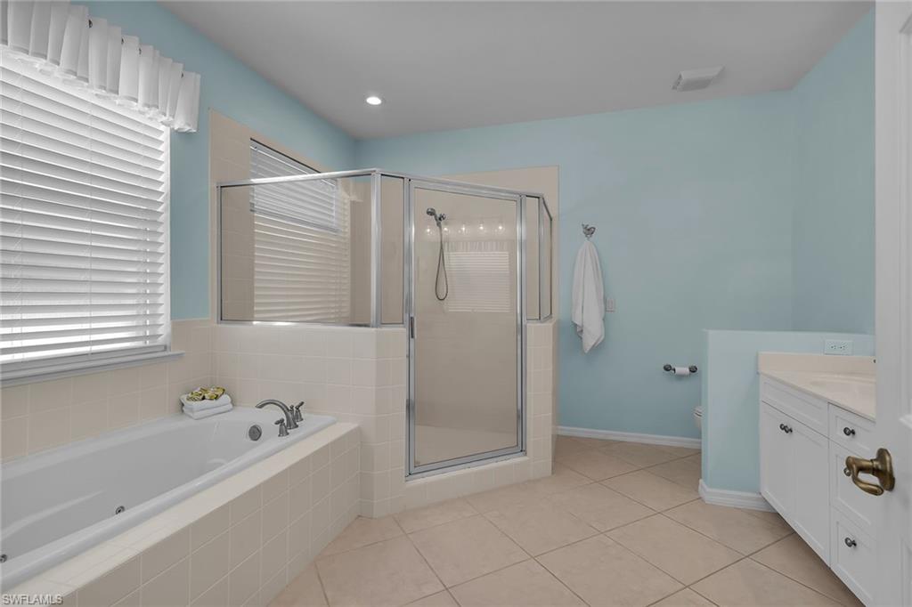 MARCO BEACH - Residential