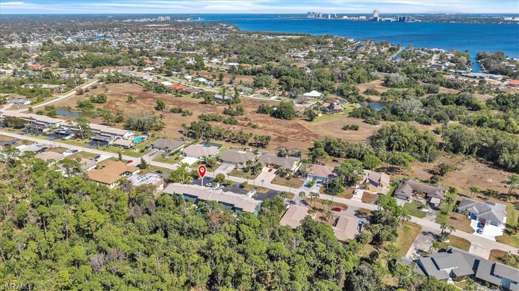 PINEWOOD VILLAS - Residential