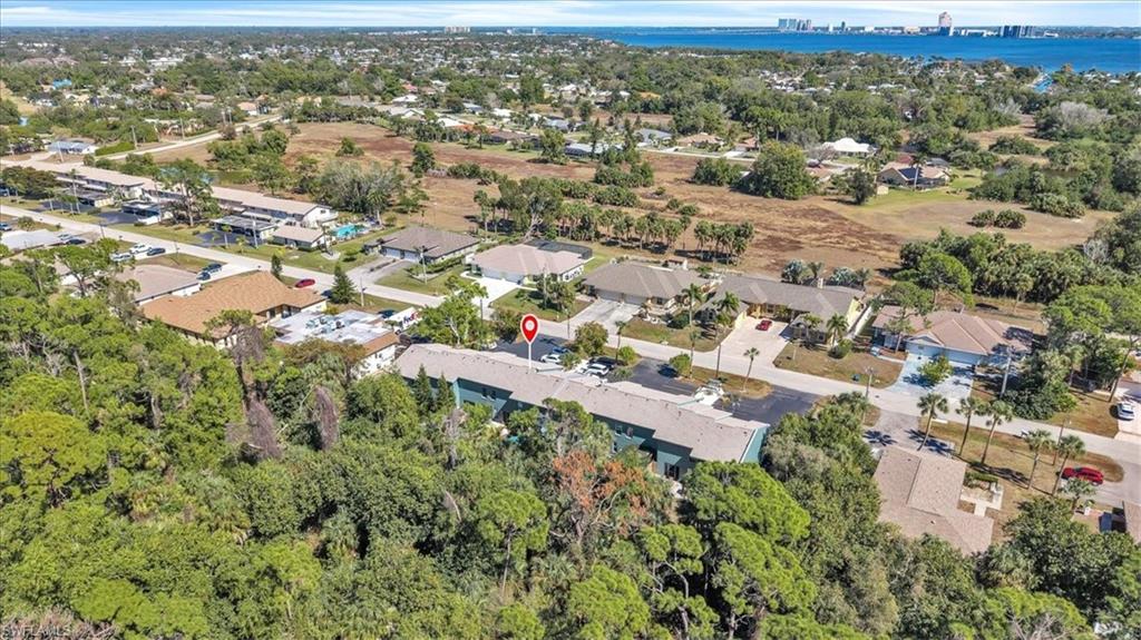 PINEWOOD VILLAS - Residential