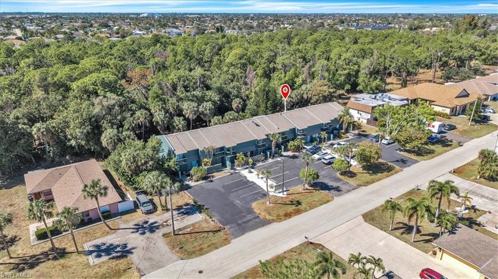 PINEWOOD VILLAS - Residential