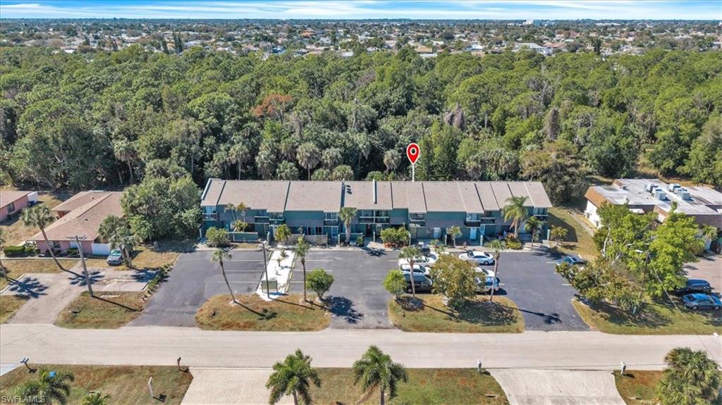 PINEWOOD VILLAS - Residential