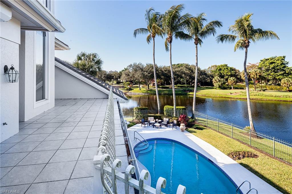 BARRINGTON AT PELICAN BAY - Residential