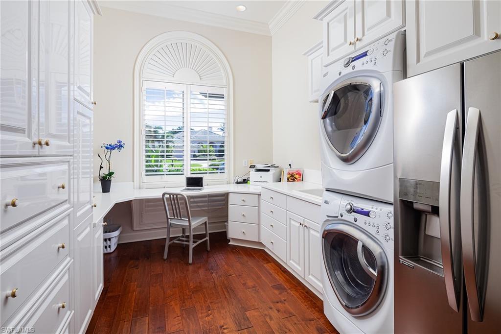 BARRINGTON AT PELICAN BAY - Residential