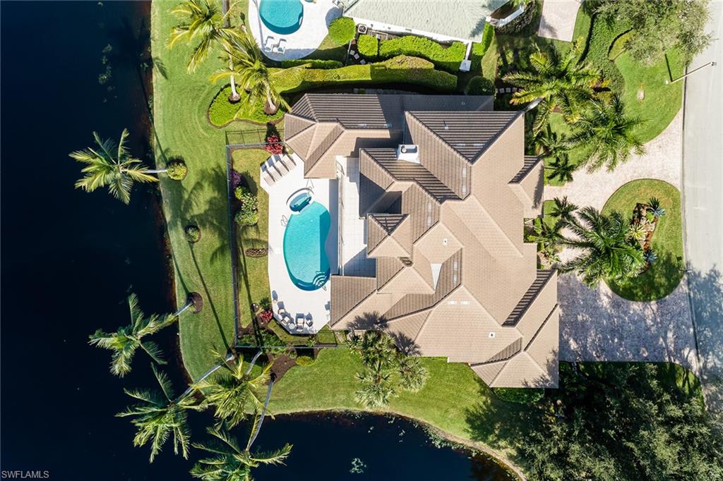 BARRINGTON AT PELICAN BAY - Residential