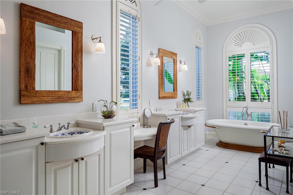 BARRINGTON AT PELICAN BAY - Residential