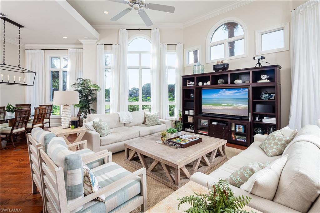 BARRINGTON AT PELICAN BAY - Residential