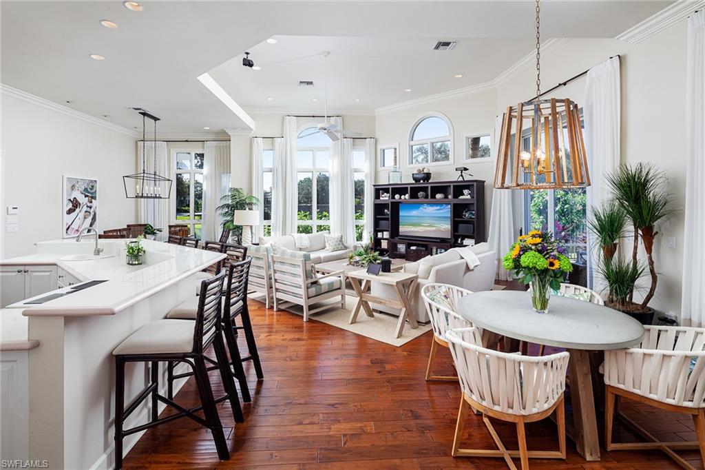 BARRINGTON AT PELICAN BAY - Residential