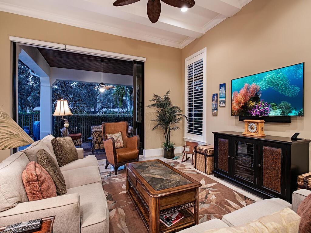 TRADITIONS - Residential