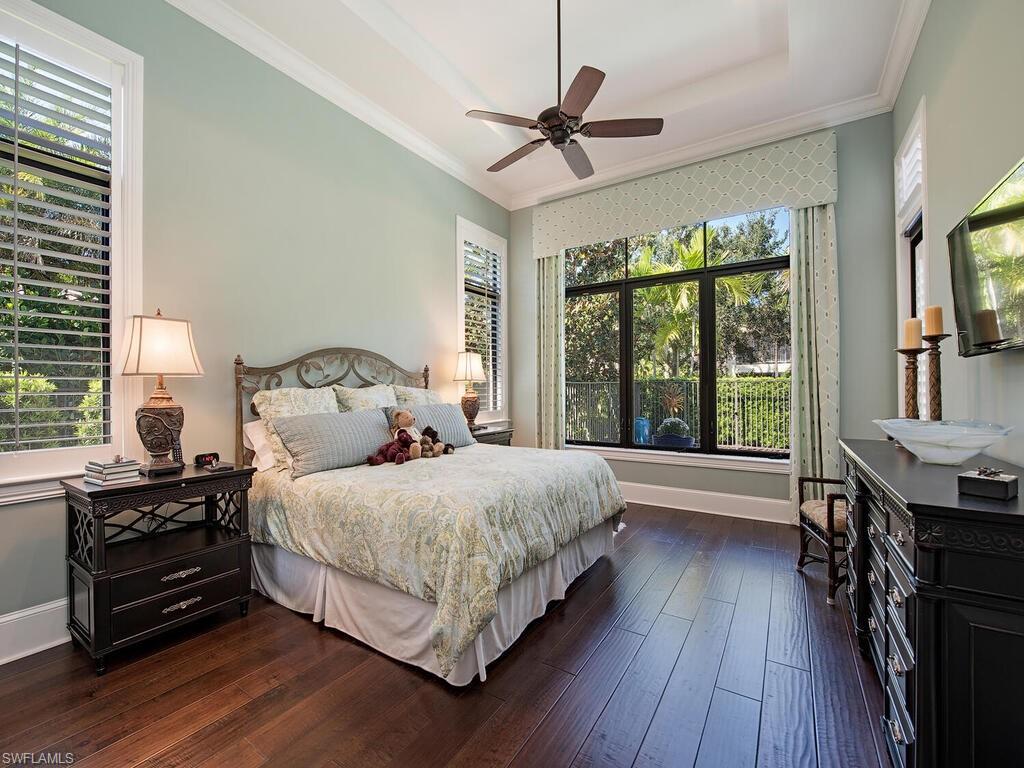 TRADITIONS - Residential